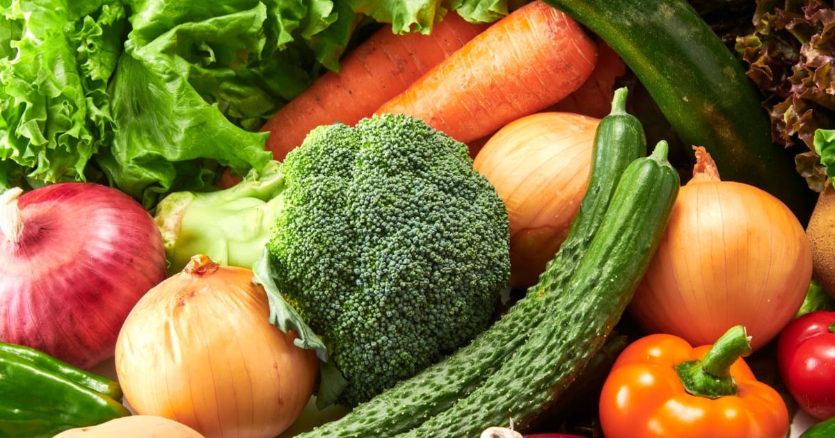 Grow Food Year Round A Guide to Family Food Garden Success